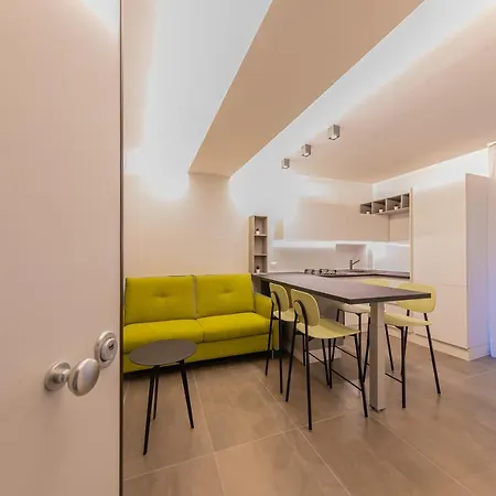 Pr1mo Minimal Apartment Cefalu