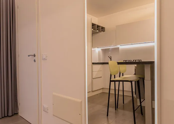 Pr1mo Minimal Apartment Cefalu